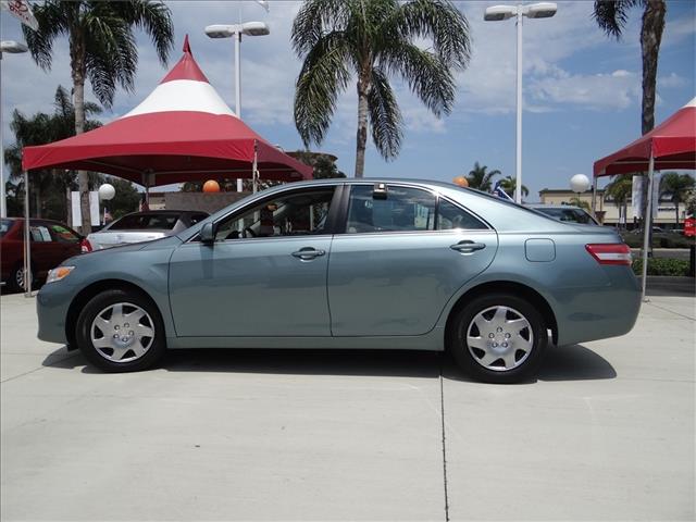 Toyota Camry 2011 photo 1