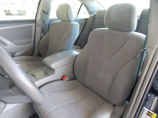 Toyota Camry 2011 photo 2