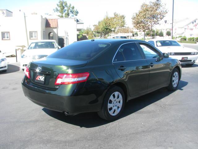 Toyota Camry 2011 photo 1