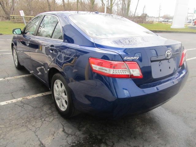 Toyota Camry 2011 photo 4