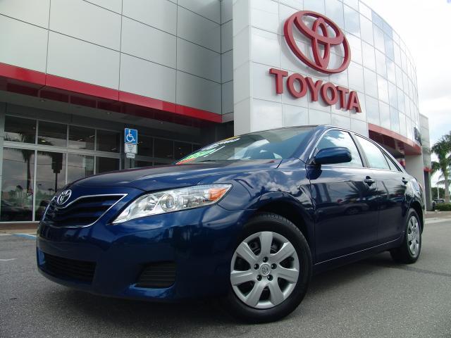 Toyota Camry 2011 photo 1