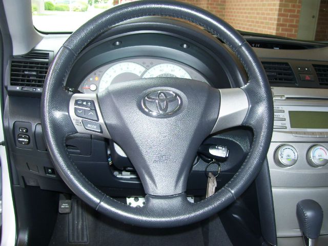 Toyota Camry 2011 photo 12