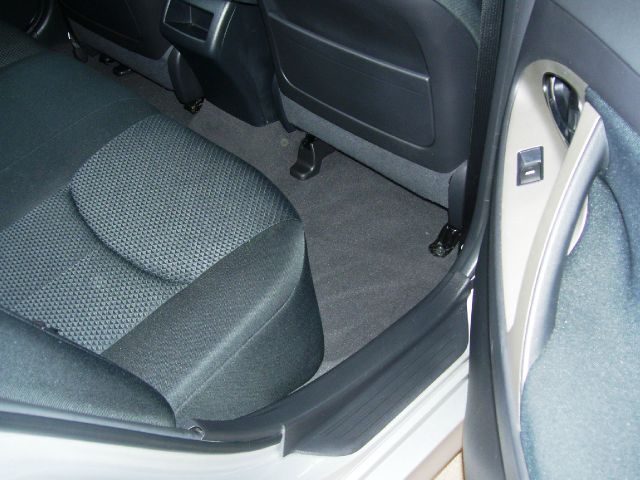 Toyota Camry 2011 photo 2