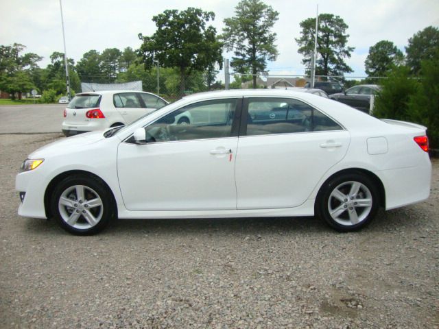 Toyota Camry 2012 photo 3