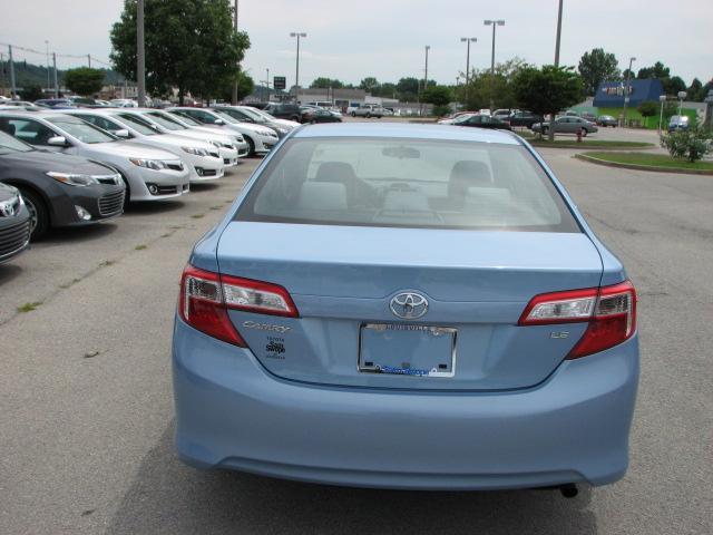 Toyota Camry 2012 photo 1