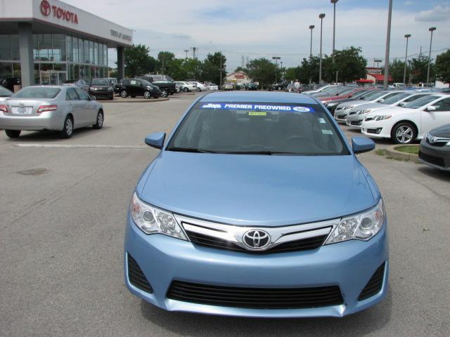 Toyota Camry 2012 photo 2