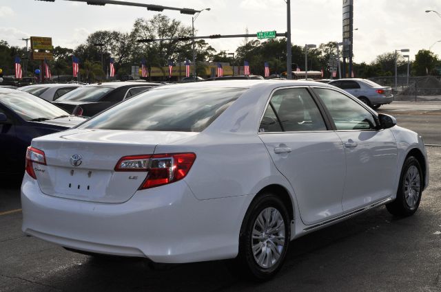 Toyota Camry X Sedan