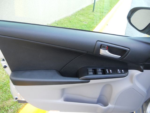 Toyota Camry 2012 photo 8