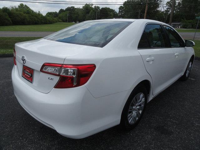 Toyota Camry 2012 photo 15