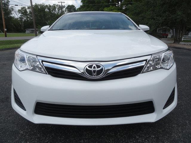 Toyota Camry 2012 photo 18