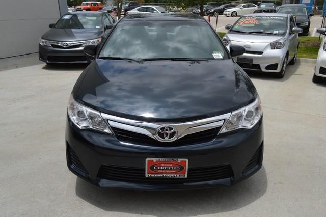 Toyota Camry 2012 photo 17