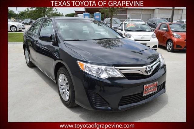 Toyota Camry 2012 photo 18