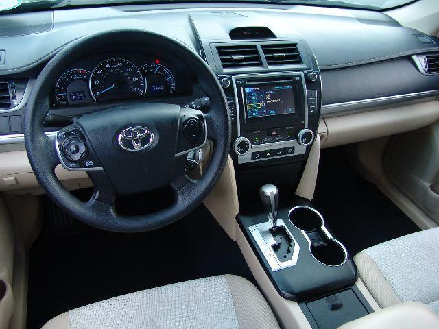 Toyota Camry 2012 photo 11