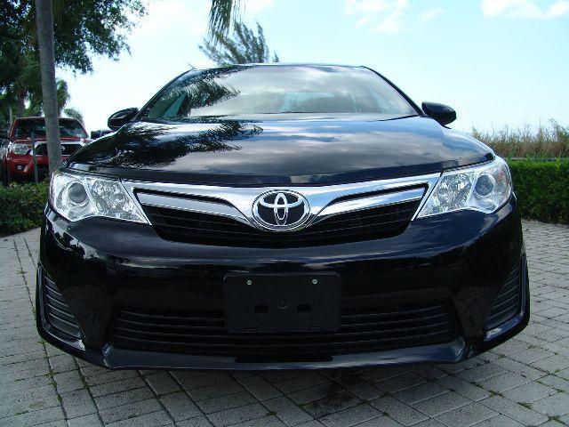 Toyota Camry 2012 photo 2