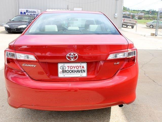 Toyota Camry 2012 photo 18