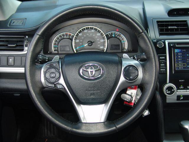 Toyota Camry 2012 photo 24