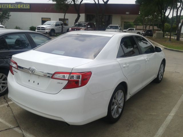 Toyota Camry 2012 photo 12