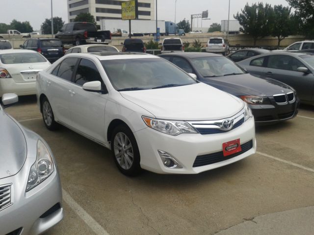 Toyota Camry 2012 photo 14