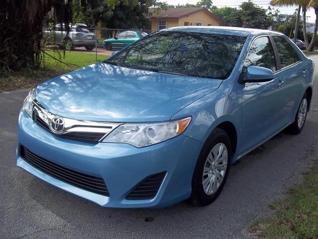 Toyota Camry 2012 photo 2