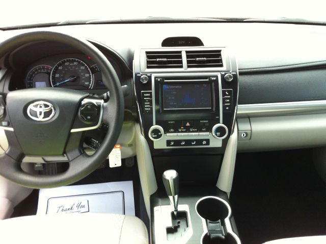 Toyota Camry 2012 photo 0