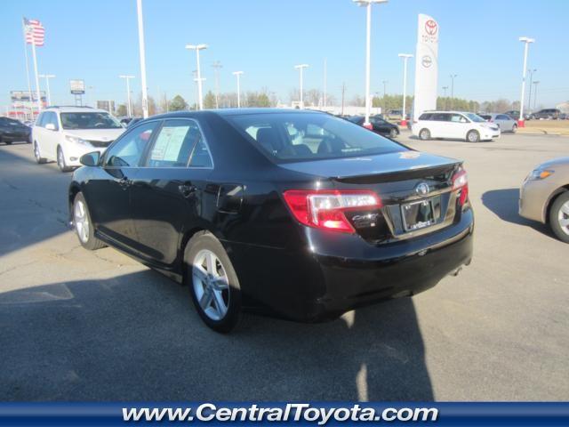 Toyota Camry 2012 photo 1