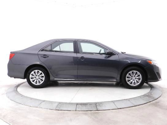 Toyota Camry 2012 photo 2