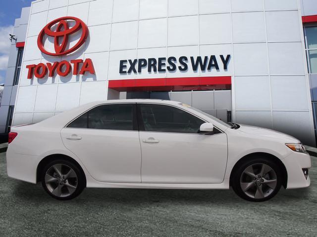 Toyota Camry 2012 photo 3