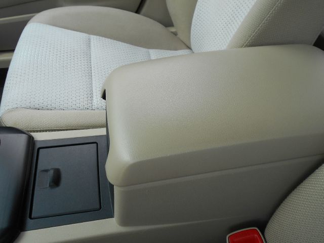 Toyota Camry 2012 photo 36