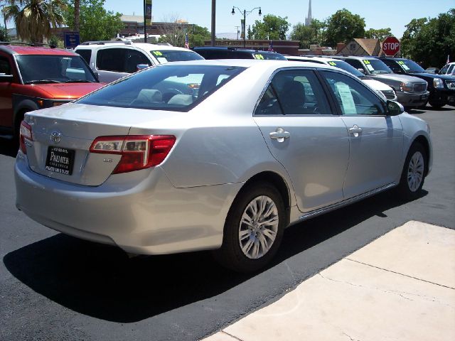 Toyota Camry 2012 photo 2