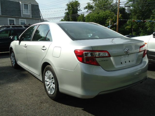 Toyota Camry 2012 photo 1