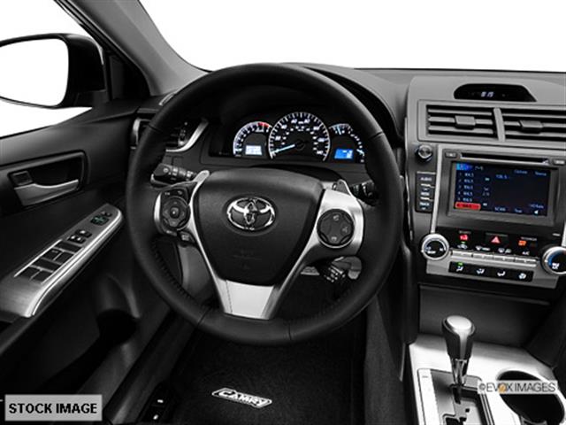 Toyota Camry 2013 photo 1