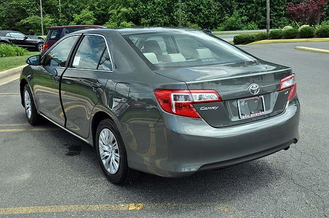 Toyota Camry 2013 photo 1