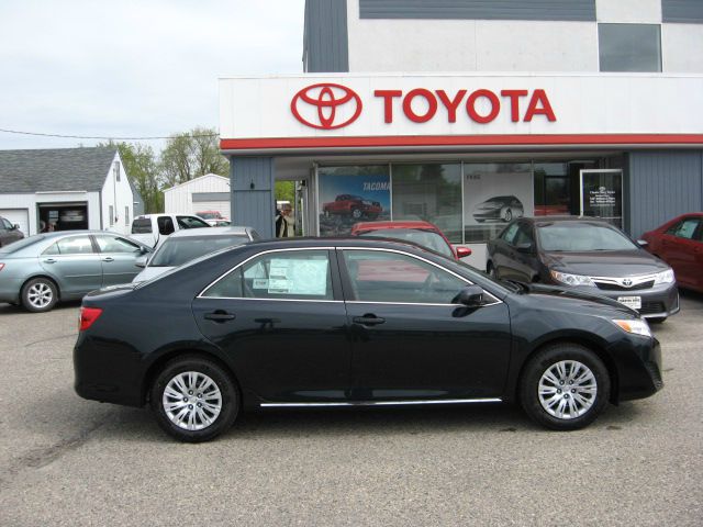 Toyota Camry 2013 photo 2