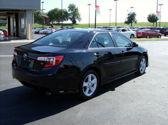 Toyota Camry 2013 photo 3