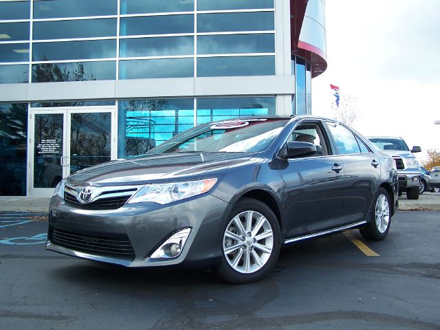 Toyota Camry 2013 photo 2