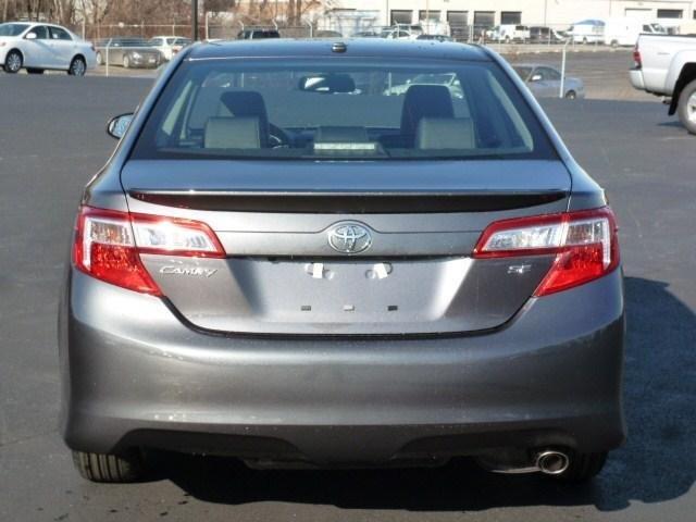 Toyota Camry SE Sedan