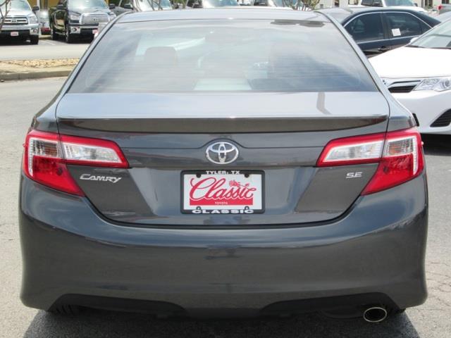 Toyota Camry 2013 photo 2