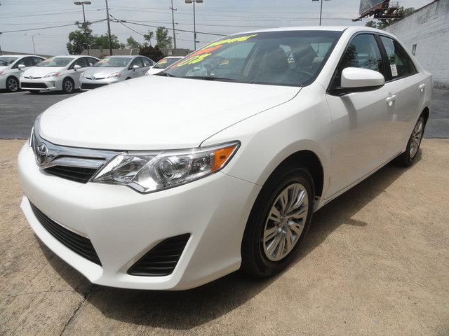 Toyota Camry 2013 photo 1