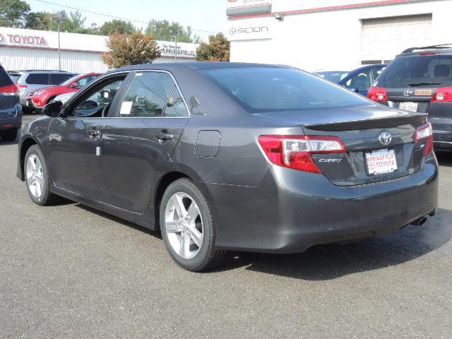 Toyota Camry 2014 photo 1