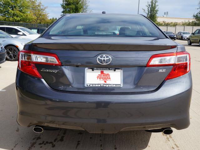 Toyota Camry 2014 photo 1