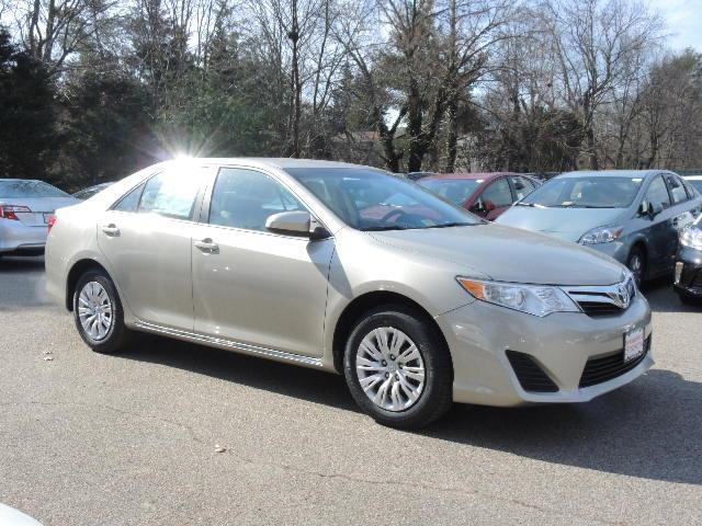 Toyota Camry 2014 photo 2