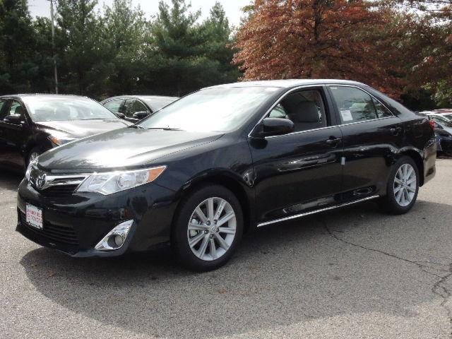 Toyota Camry 2014 photo 2