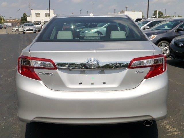 Toyota Camry 2014 photo 3