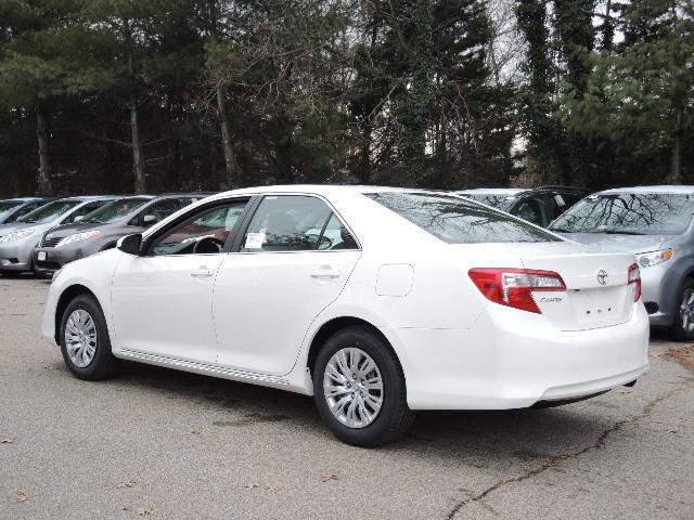 Toyota Camry 2014 photo 1