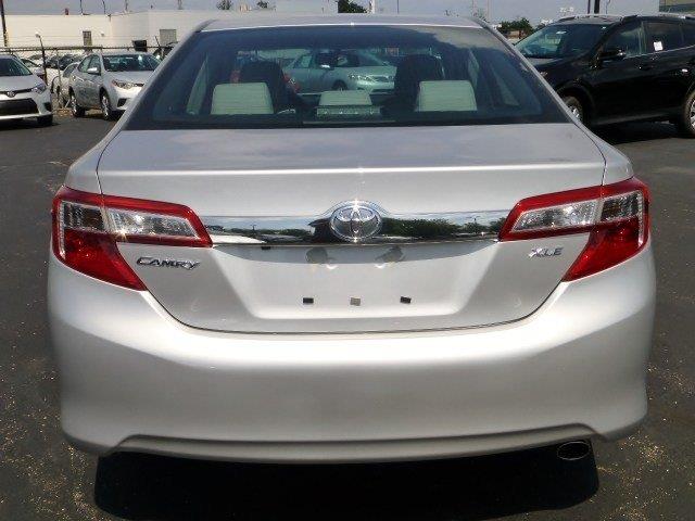 Toyota Camry 2014 photo 1