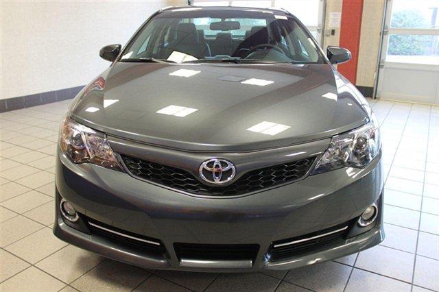 Toyota Camry 2014 photo 3