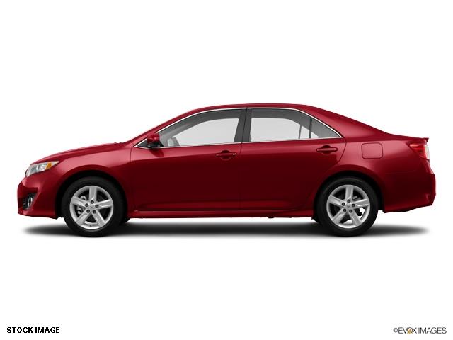 Toyota Camry 2014 photo 1