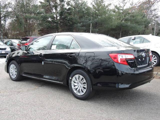 Toyota Camry 2014 photo 2