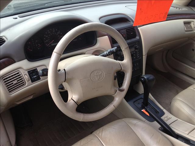 Toyota Camry Solara 2000 photo 2