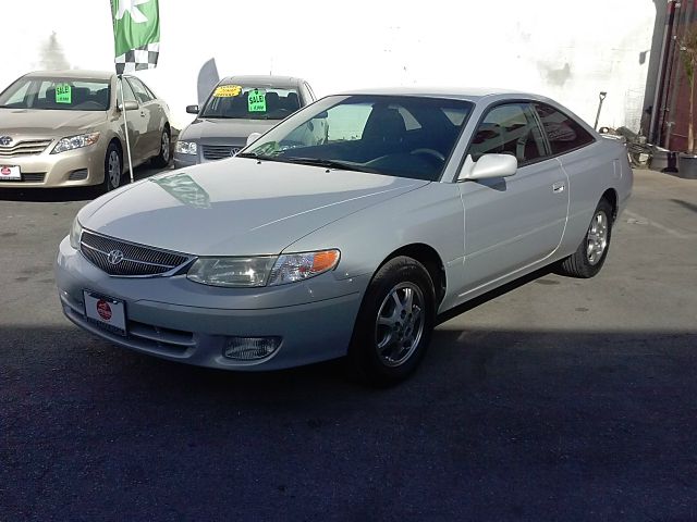 Toyota Camry Solara 2000 photo 2